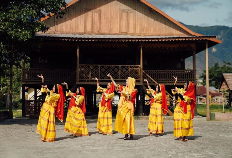 15 Tempat Wisata di Palu yang Wajib Dikunjungi