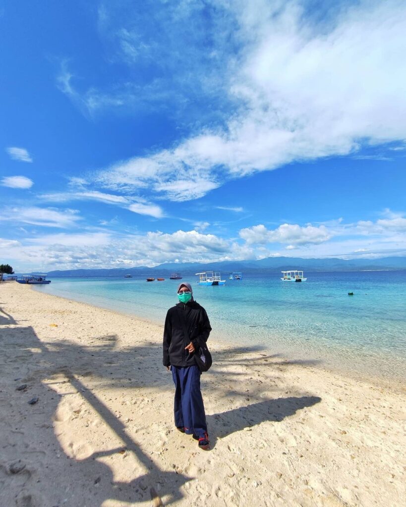 Salah satu dari 15 Tempat Wisata di Palu, Pantai Tanjung Karang Donggala